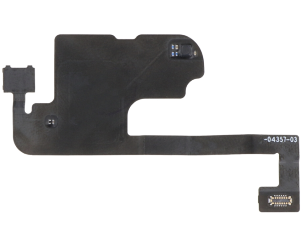 iPhone 15 Plus フロントセンサー