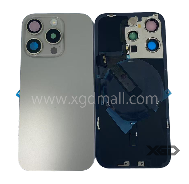 （取り寄せ品 ）iPhone 15Pro  バックガラス 互換品（レンズ＆MagSafe付き）ナチュラルチタニウム ロゴなし