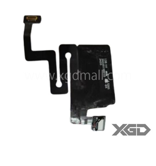 iPhone 16 Plus フロントセンサー