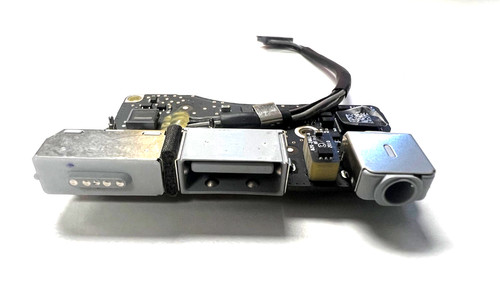 （取り寄せ品）MACBook AIR A1370  2011 I/Oボード